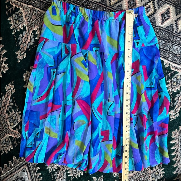 Vintage  Abstract 80’s print elastic waist midi skirt - Picture 5 of 6